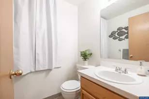 461 Violet St, Lebanon, OR 97355 - Photo 25