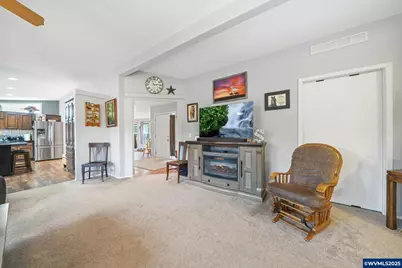 95949 99E Hwy, Harrisburg, OR 97446 - Photo 19