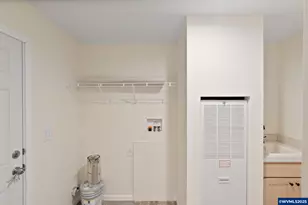 124 Santiam St St, Gates, OR 97346 - Photo 17