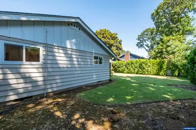 840 Clarmount St NW, Salem, OR 97304 - Photo 43