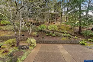 3060 Camellia Dr S, Salem, OR 97302 - Photo 47