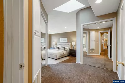 3060 Camellia Dr S, Salem, OR 97302 - Photo 27