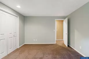 3060 Camellia Dr S, Salem, OR 97302 - Photo 39