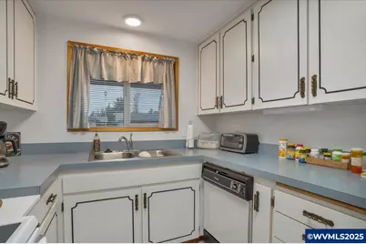 1720 Jansen Wy, Woodburn, OR 97071 - Photo 15