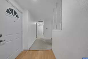 654 NW Bryant Ct, Dallas, OR 97338 - Photo 13