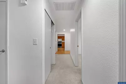 654 NW Bryant Ct, Dallas, OR 97338 - Photo 5