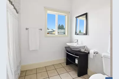 659 F St, Independence, OR 97351 - Photo 21