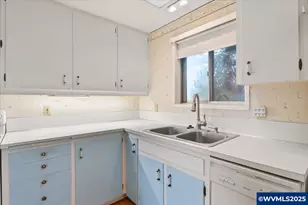 1444 Umpqua Ct, Woodburn, OR 97071 - Photo 7