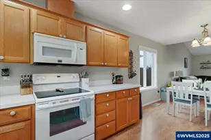 1257 Trent Ave N, Keizer, OR 97303 - Photo 9