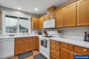 1257 Trent Ave N, Keizer, OR 97303 - Photo 7