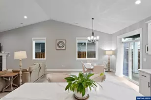 1025 Sassafras St, Independence, OR 97351 - Photo 13