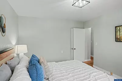 1084 24th St NE, Salem, OR 97301 - Photo 19