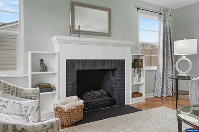 1084 24th St NE, Salem, OR 97301 - Photo 5