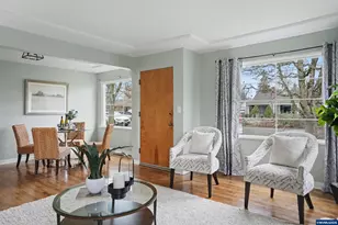 1084 24th St NE, Salem, OR 97301 - Photo 3