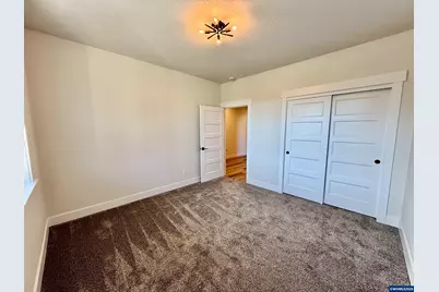 215 NE Broadway St, Sublimity, OR 97385 - Photo 33