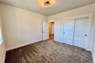 215 NE Broadway St, Sublimity, OR 97385 - Photo 33