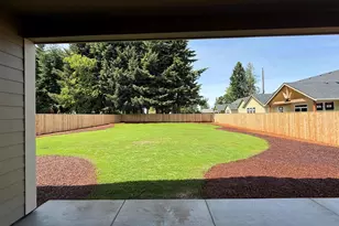 215 NE Broadway St, Sublimity, OR 97385 - Photo 47