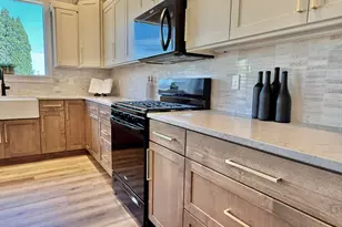 215 NE Broadway St, Sublimity, OR 97385 - Photo 17