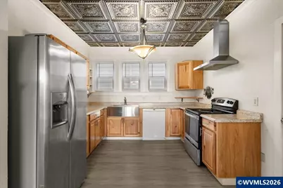 1280 4th St NE, Salem, OR 97301 - Photo 9