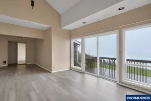 801 NW Coast St, Newport, OR 97365 - Photo 17