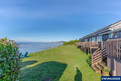 801 NW Coast #2 St, Newport, OR 97365 - Photo 7