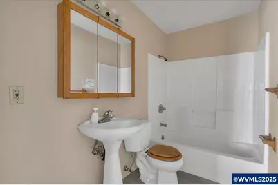801 NW Coast #2 St, Newport, OR 97365 - Photo 23