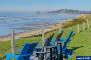 801 NW Coast St, Newport, OR 97365 - Photo 3