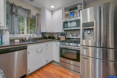 292 SE Academy St, Dallas, OR 97338 - Photo 15