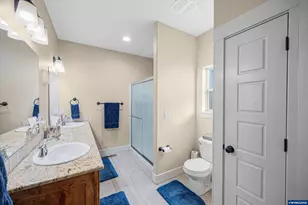 380 NW Reed Ln, Dallas, OR 97338 - Photo 33