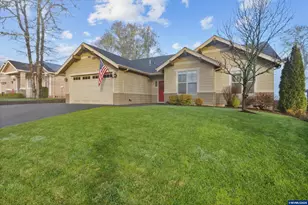 380 NW Reed Ln, Dallas, OR 97338 - Photo 5