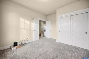 380 NW Reed Ln, Dallas, OR 97338 - Photo 11