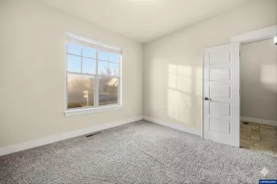 380 NW Reed Ln, Dallas, OR 97338 - Photo 9