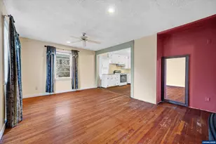 948 SW Maple St, Dallas, OR 97338 - Photo 5