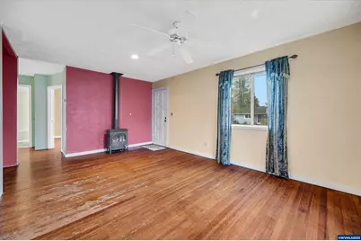 948 SW Maple St, Dallas, OR 97338 - Photo 3