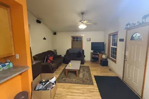 504 Wall St, Silverton, OR 97381 - Photo 3