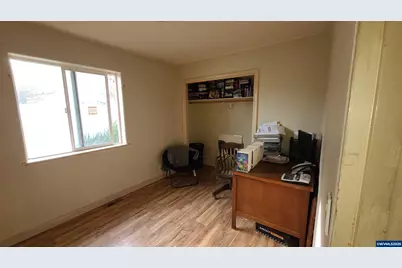 504 Wall St, Silverton, OR 97381 - Photo 13