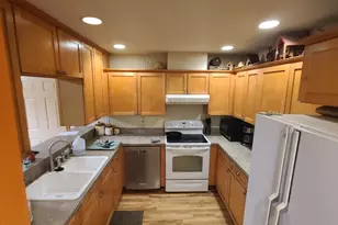 504 Wall St, Silverton, OR 97381 - Photo 5