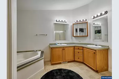 20788 Hazelnut Ridge Rd NE, Scotts Mills, OR 97375 - Photo 19