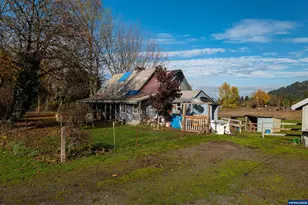 1715 Cascade Dr, Lebanon, OR 97355 - Photo 5