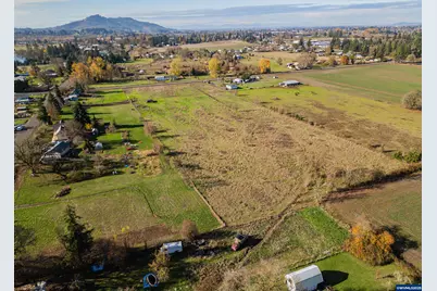 1715 Cascade Dr, Lebanon, OR 97355 - Photo 19