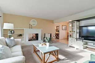 1086 24th Av SE, Albany, OR 97322 - Photo 9