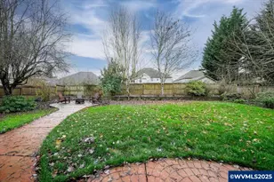 2328 NW Violet Ave, Albany, OR 97321 - Photo 19