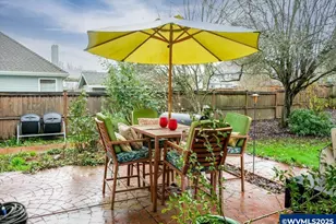 2328 NW Violet Ave, Albany, OR 97321 - Photo 15