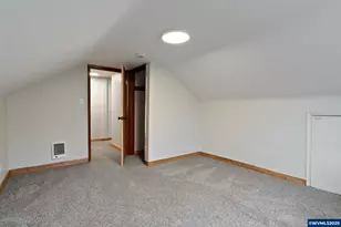 507 N 2nd St, Silverton, OR 97381 - Photo 33