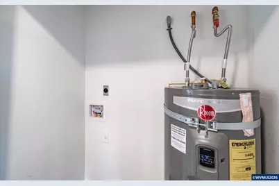 2241 Nandina St, Sweet Home, OR 97380 - Photo 25