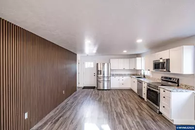 2241 Nandina St, Sweet Home, OR 97380 - Photo 3