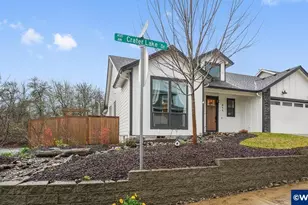 411 NW Crater Lk Dr, Dallas, OR 97338 - Photo 3