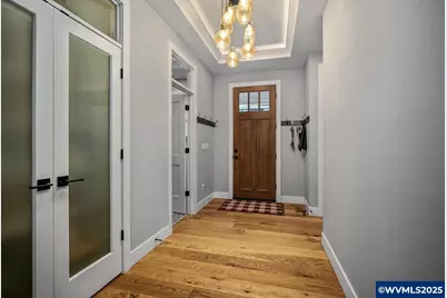 411 NW Crater Lake Dr, Dallas, OR 97338 - Photo 5