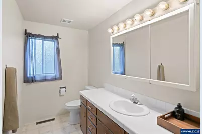 6020 Valley View Rd NE, Silverton, OR 97381 - Photo 27