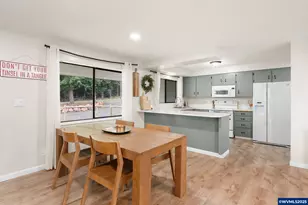 6020 Valley View Rd NE, Silverton, OR 97381 - Photo 11